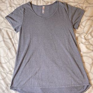 2/$20 🔥 LuLaRoe Classic Tee